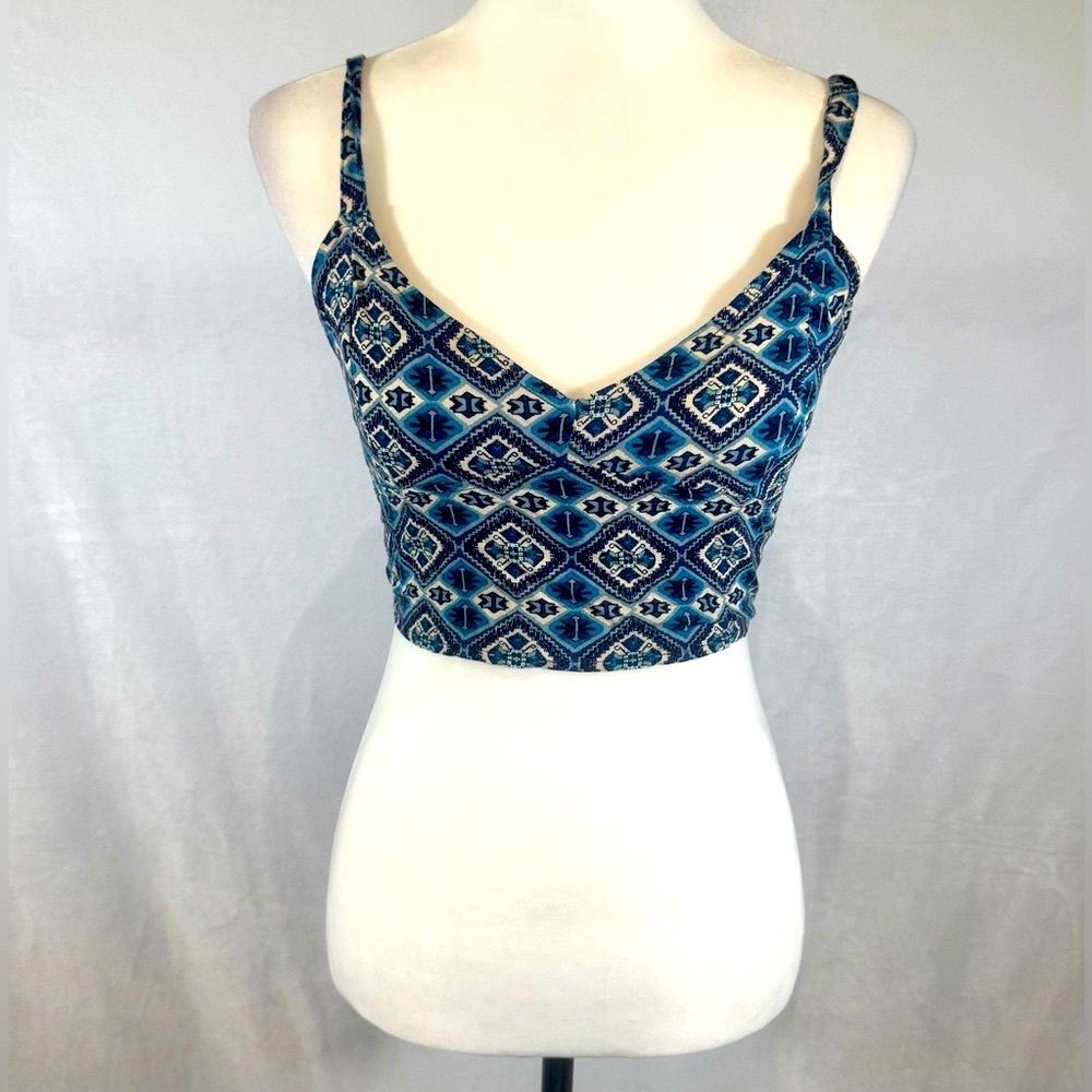 Hollister blue geometric print smocked crop top size small